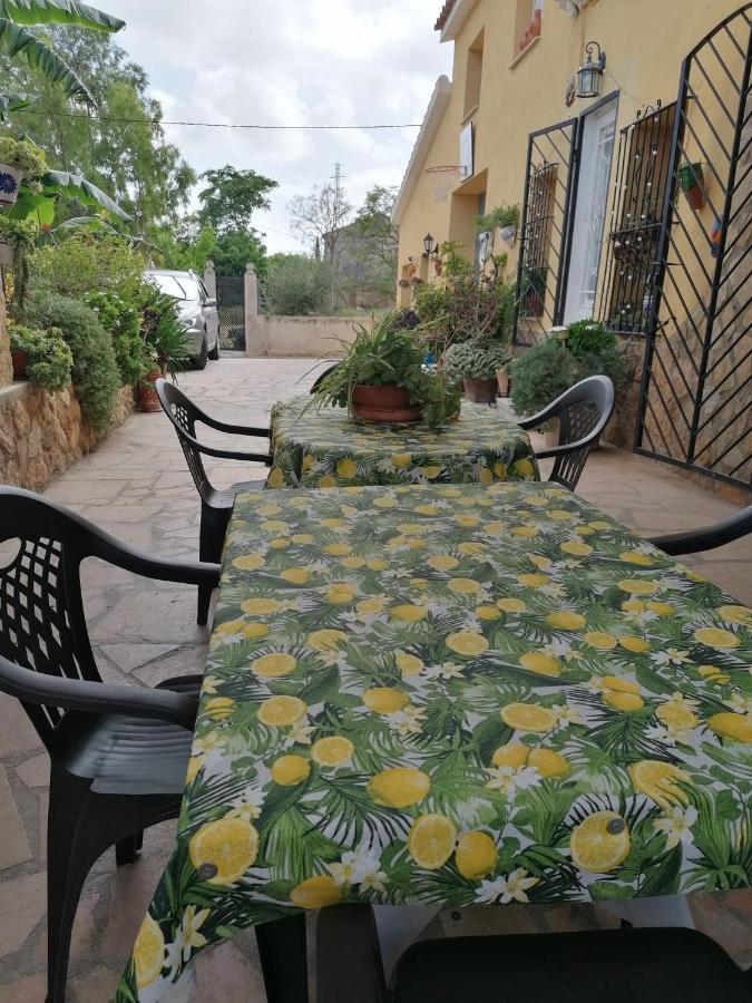 Alojamiento Rural Masia Valldeperez 람폴라 외부 사진